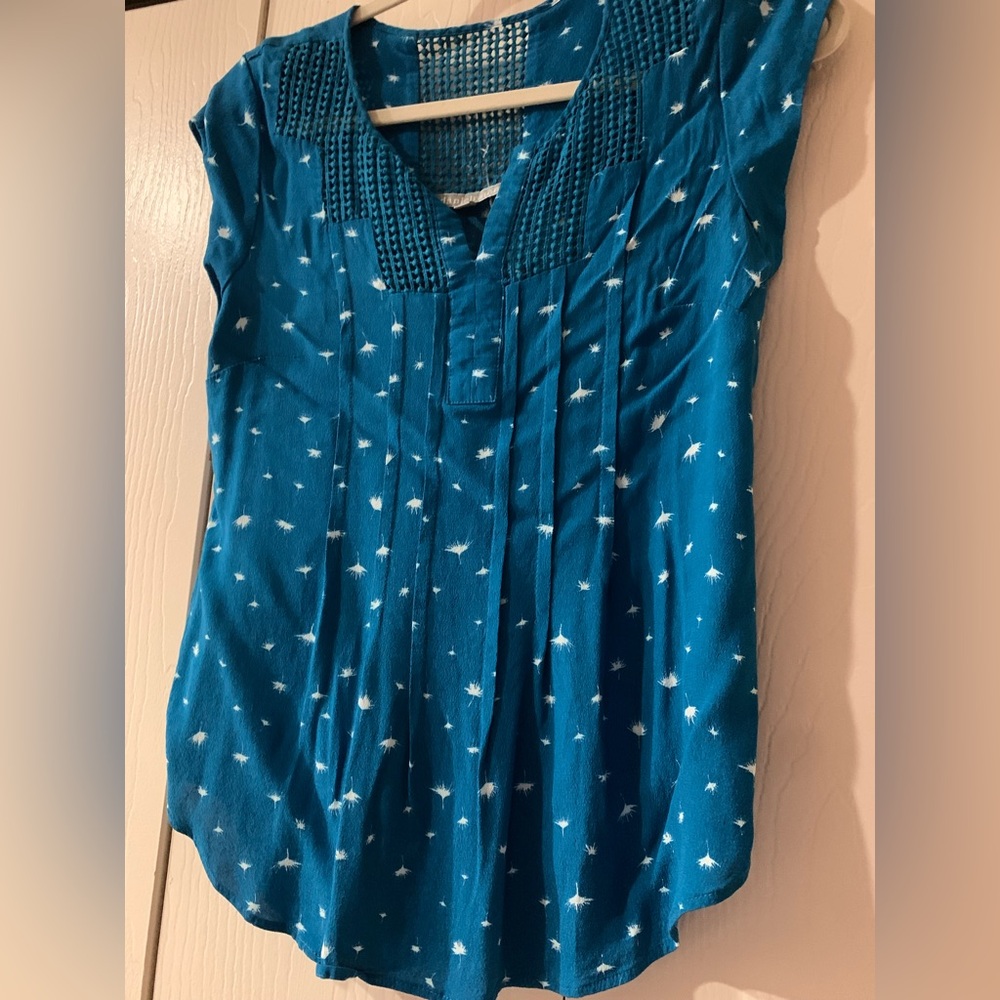 Daniel Rainn Blue Blouse with White Accents